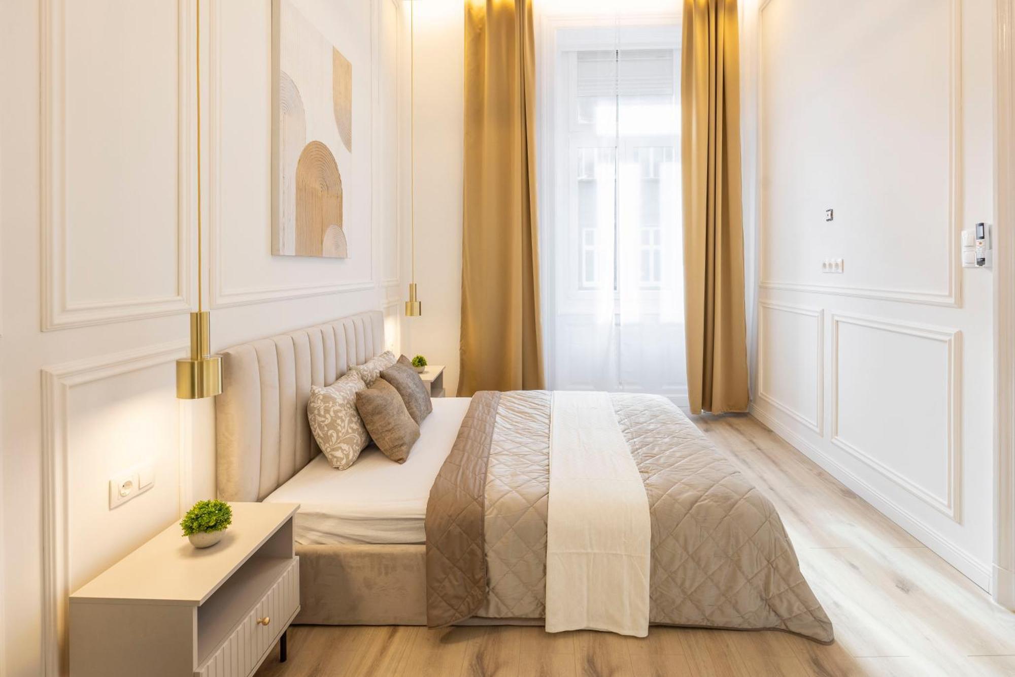 Exclusive & Prestigious Central Residence W/ Balcony Budapeşte Dış mekan fotoğraf